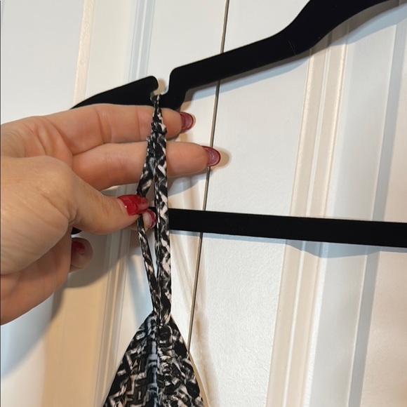 Express Black and White Patterned Jumpsuit - Picture 3 of 4